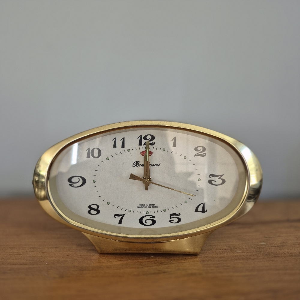 Vintage Brentwood Wind Up Alarm Clock